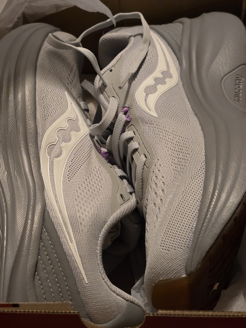 NEW Saucony Lancer Run Women's Size 10 Cloud/Carbon Running Shoes - NIB - Picture 3 of 5
